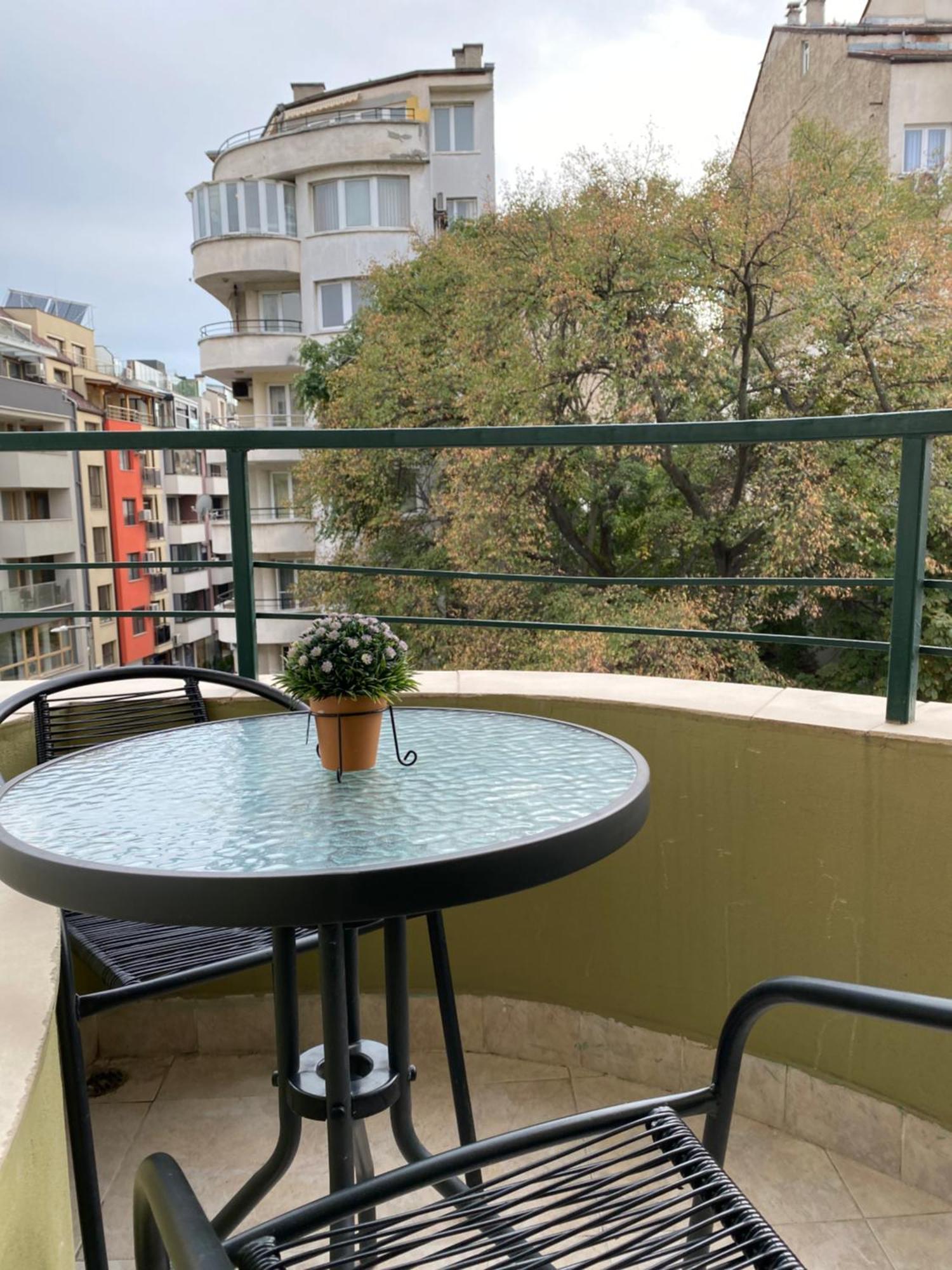Sophie Studio - City Center Blagoevgrad Bagian luar foto
