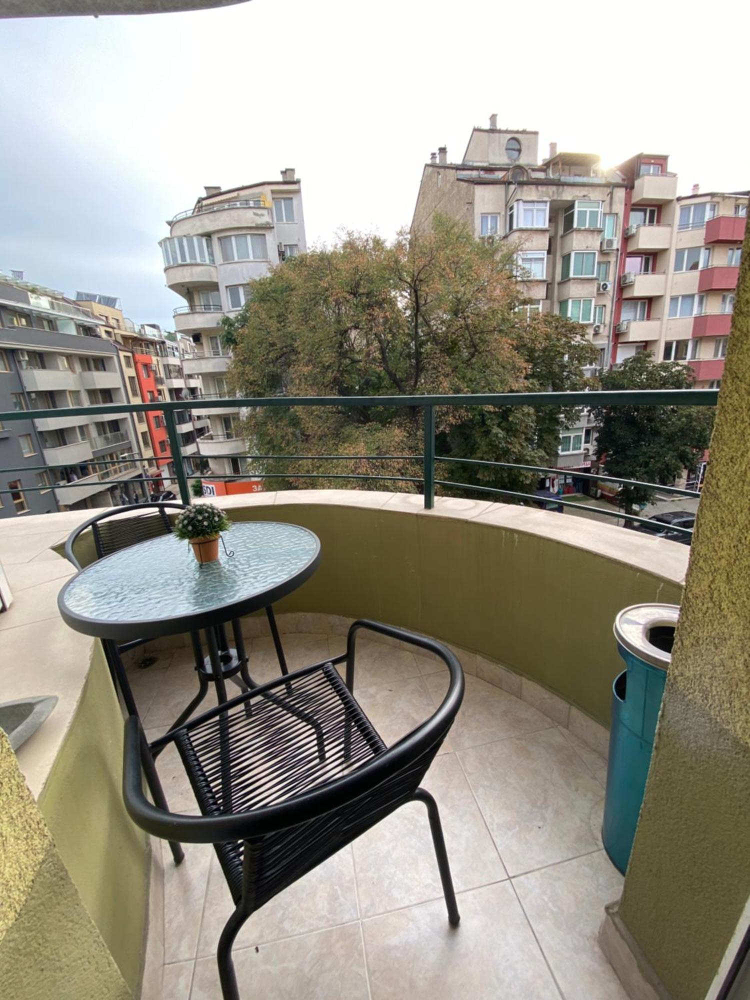 Sophie Studio - City Center Blagoevgrad Bagian luar foto